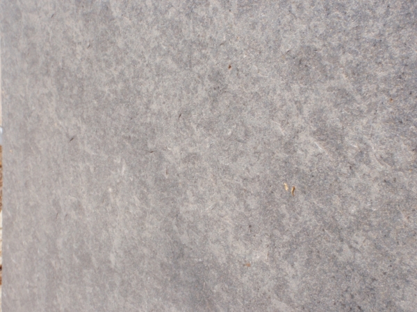Basalt Bodenplatten 60 x 40 cm Vietnam 3 cm, gefl.+gebürstet/gesägte Kanten