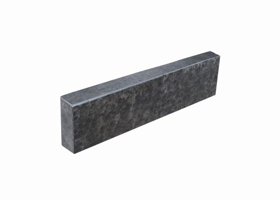 Basalt Leistenstein Vietnam (anthrazit) 8 x 25 x 100 cm, geflammt/gebürstet