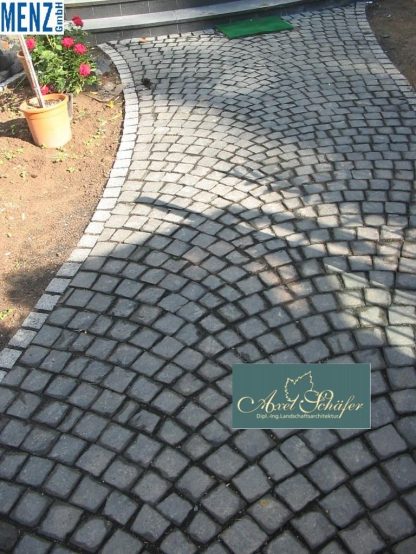 Basalt Pflaster 8/11 cm (neu), lose