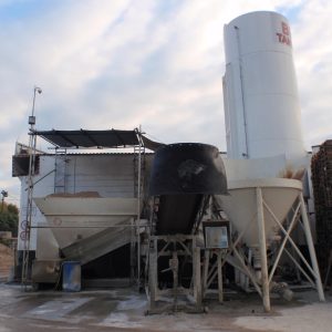 Beton B25, Körnung 0-16 mm mit Verzögerer C20/25, X0, C1, GK16, VZ (Rezept 8) Erdfeucht