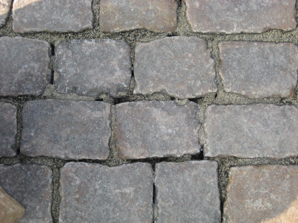 Bohus Pflaster 13/14/18-22 cm (bunt) Granit (antik), gespalten im Big-Bag