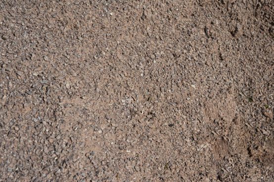 Brechsand 0/2 mm (rot) Rhyolith im Big-Bag