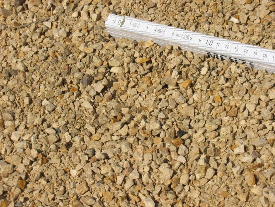 Deckschicht 0/8 mm (Safari-Gelb) geprüfte Wegedecke im Big-Bag