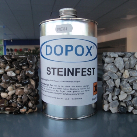Dopox Steinfest 1 Liter Ergiebigkeit 1-1,5 m² + 50 kg trockener Splitt
