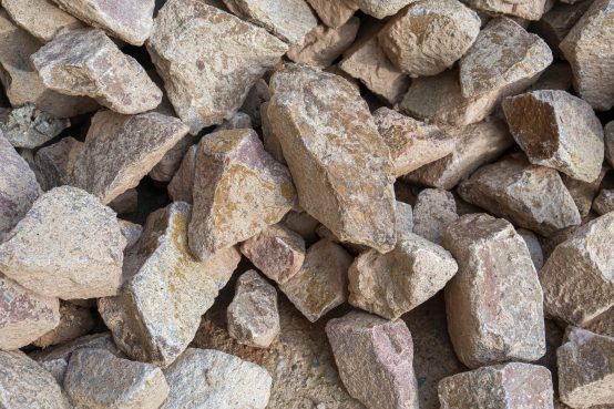 Gabionensteine Grauwacke (rot-bunt) 63/90 mm, TL Gab-Stb 16 Im BBG