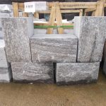 Gneis Mauerstein (Nero Wave) 7,5/15/22,5 x 20 x 30/45/60 cm, 2-seitig bossiert