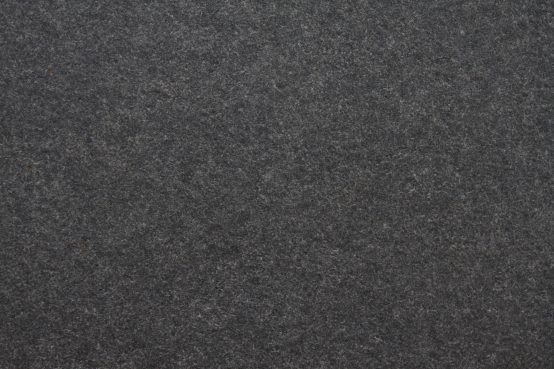 Granit Leiste (Nero Assoluto) 8 x 25 x 100 cm, geflammt & wassergestrahlt