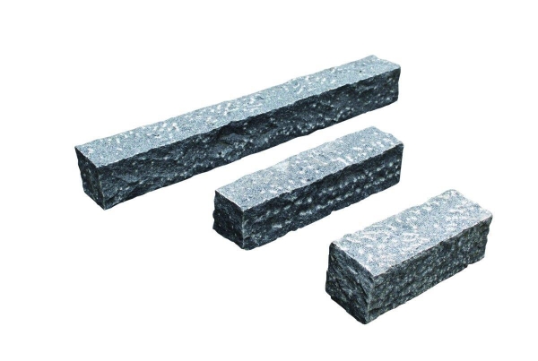 Granit Palisade (stahlgrau) 12 x 12 x 125 cm, gestockt, G654
