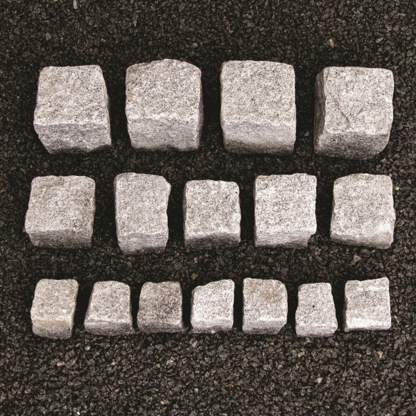 Granit Pflaster 7/9 cm Portugal Feinkorn (hellgrau), lose