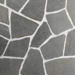 Homer Quarzit Polygonal (grün) 1-3 cm, spaltrau (7-11 St./m²)