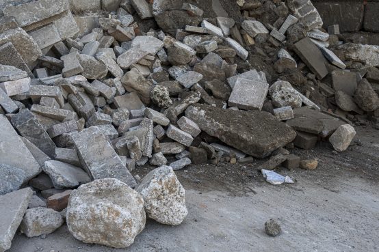 Kippgebühr gemischter Bauschutt bis 60 cm ohne Leichtbaustoffe und Bewehrung