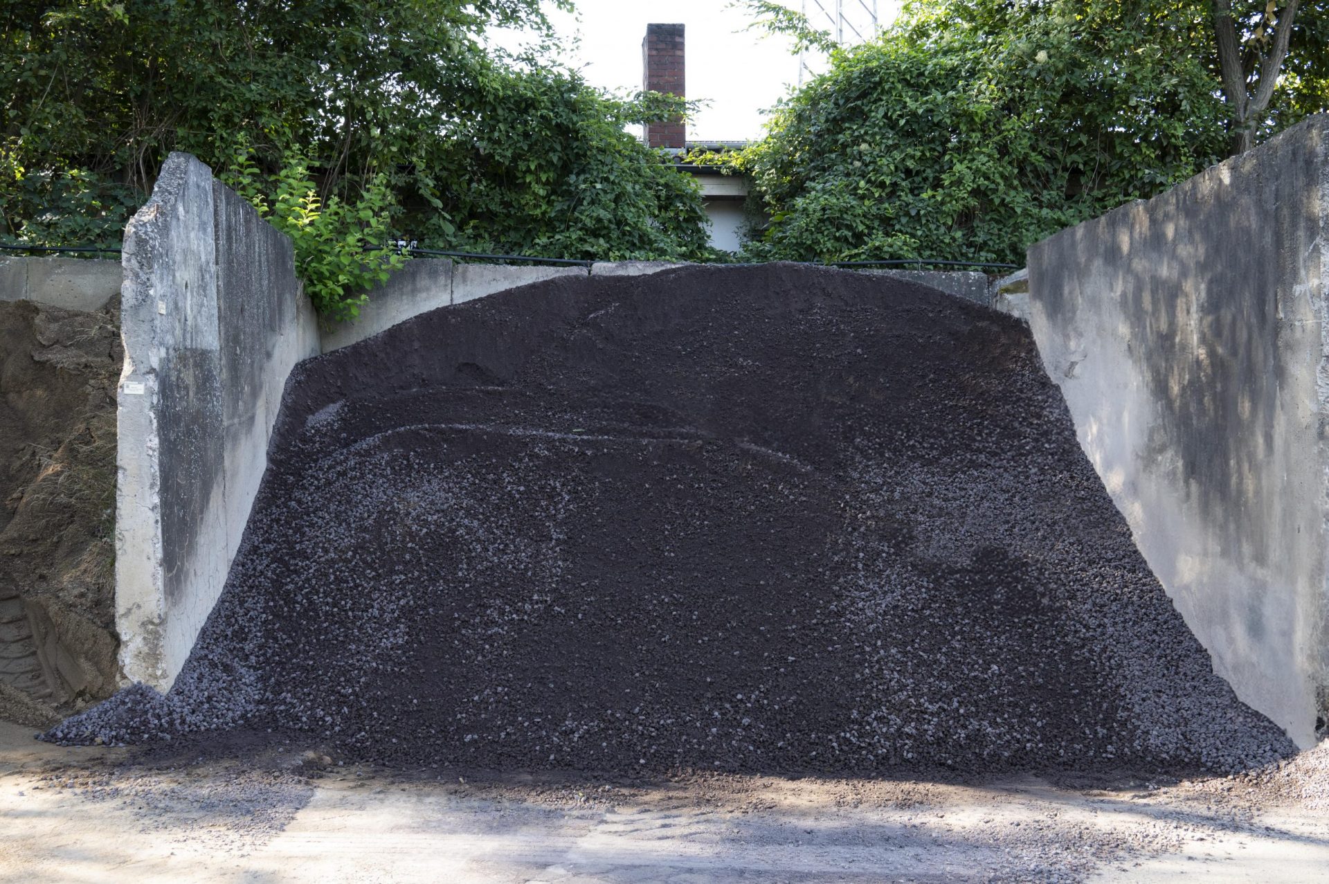 Lava 0/16 mm, dosiert (DIN 18035) Unterbau wassergebundene Wegedecke Lava 0/16 mm, dosiert (DIN 18035) Unterbau wassergebundene Wegedecke