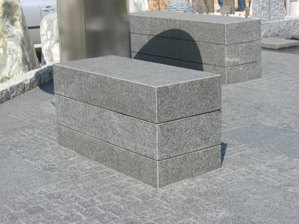 Olivin-Basalt Blockstufe (schwarz) 15 x 35 x 150 cm, geflammt, G684