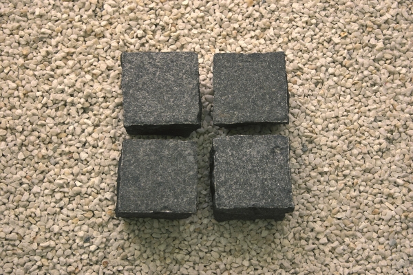 Olivin-Basalt Pflaster 9/9/8 cm (anthrazit), geflammt/Kanten gesp., G684