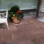 Porphyr Bodenplatten (grau-rot) 40er-Bahn x 2-6 cm, spaltrau/ges. Kanten