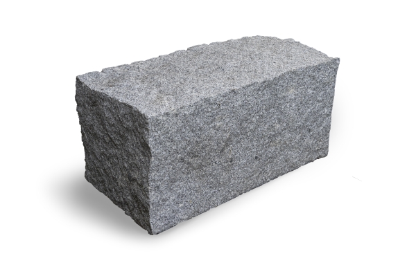 Quader Granit (grau) 50 x 50 x 70-120 cm, gespalten, auf Palette