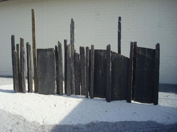 Schiefer-Graphit Mikados (schwarz) 100 x 6-15 x 6-10 cm, allseits gespalten