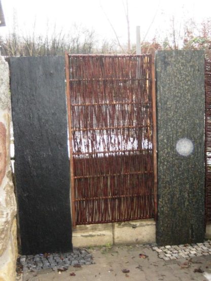 Schiefer-Graphit Sichtschutz (schwarz) 3-7 x 50 x 250 cm, gespalten/1 x Kopf gesägt