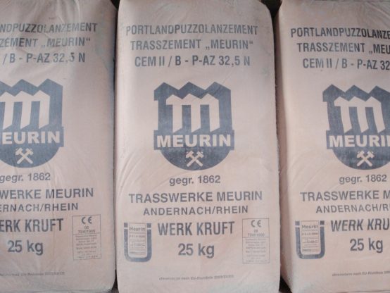 Trasszement 25-kg-Sack CEM II/B-P 32,5 R