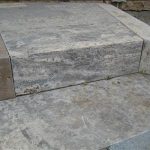 Travertin Blockstufe (grau) 15 x 35 x 100 cm, OF+Ansicht geschliffen