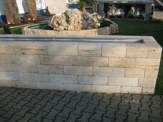 Travertin Systemmauer (beige) 7,5/15/22,5 x 18 x 30-60 cm ges./getr.